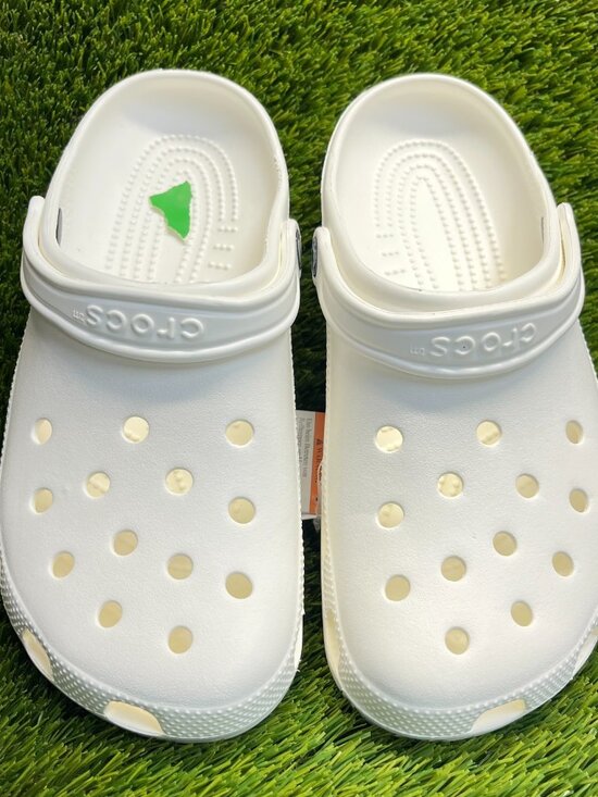 Crocs Classic Clog Mens Size 9 White Beach Walking Outdoor Slip On Sandals main image 10